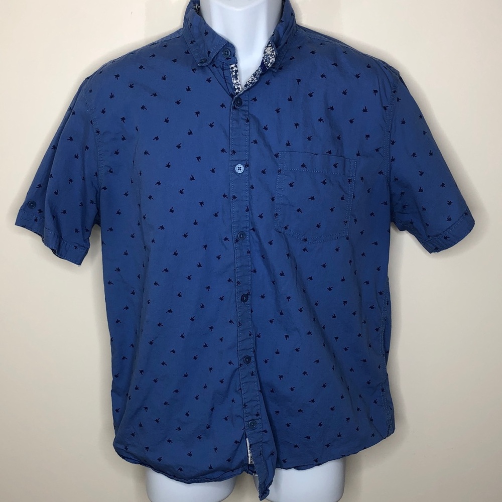 Men's International Report Palm Tree Button Down Short Sleeve Shirt